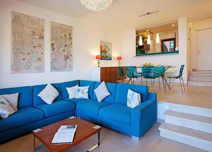 Apartmán Bella Vista In With Pool Sleeps 6- By Italian *