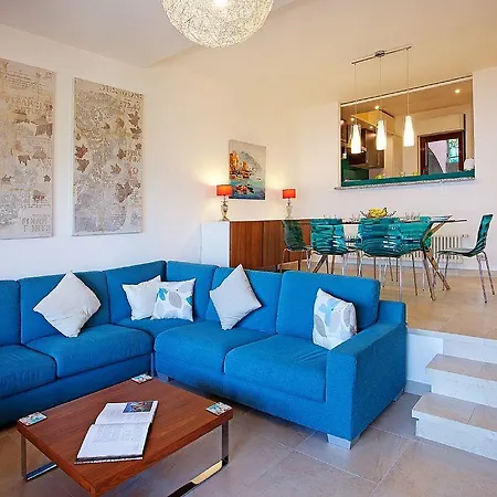 דירה Bella Vista In With Pool Sleeps 6- By Italian *